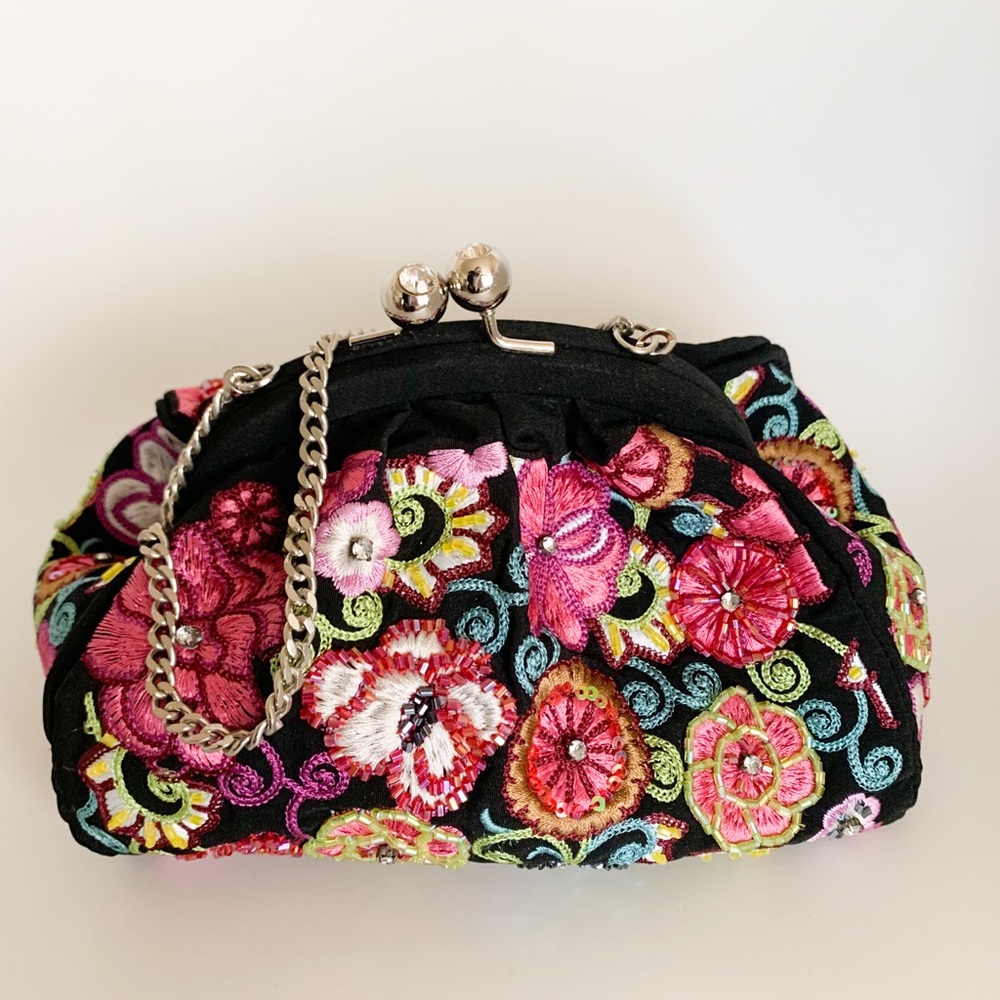 Vera Bradley beaded clutch purse